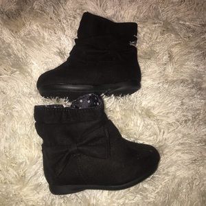 Girls winter booties
